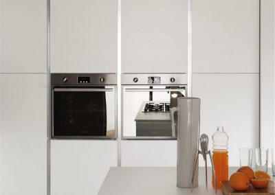 01-7-modern-kitchen-vela-683x1024