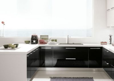 03-cucina-moderna-gaia-nero_bianco-1024x432